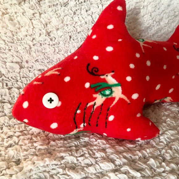 Reindeer Shark pillow Squishie micro fleece red Rudolph Christmas theme - Picture 5 of 11